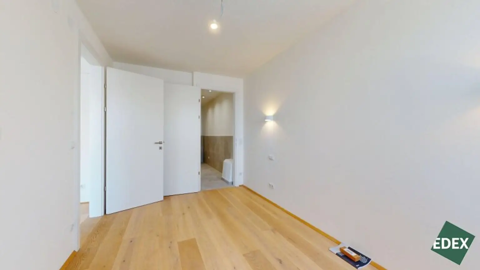 ERSTBEZUG | Traumhafte 2-Zimmer DG-Wohnung mit Loggia & Terrasse in den ruhigen Innenhof