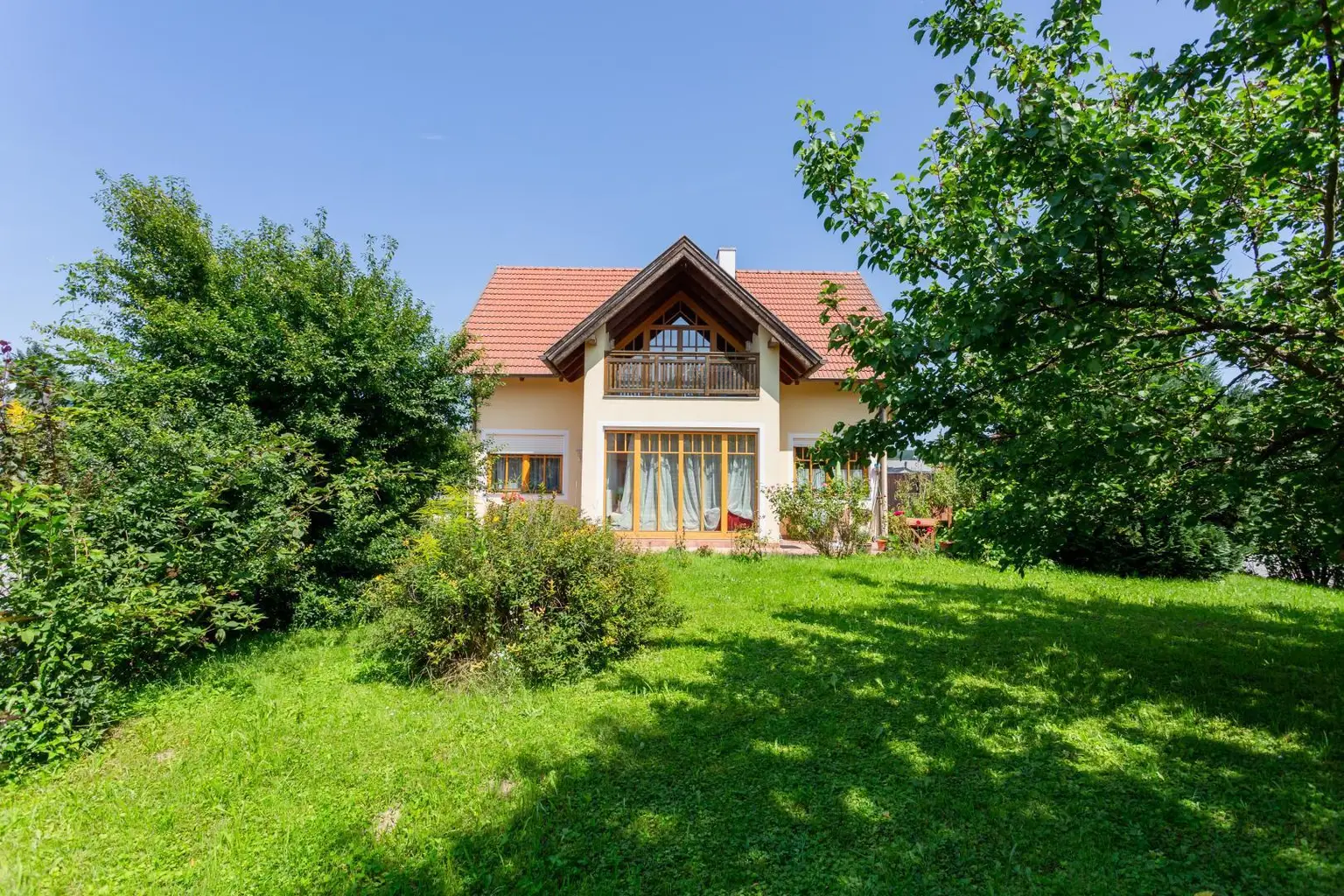 Garten_Hausansicht