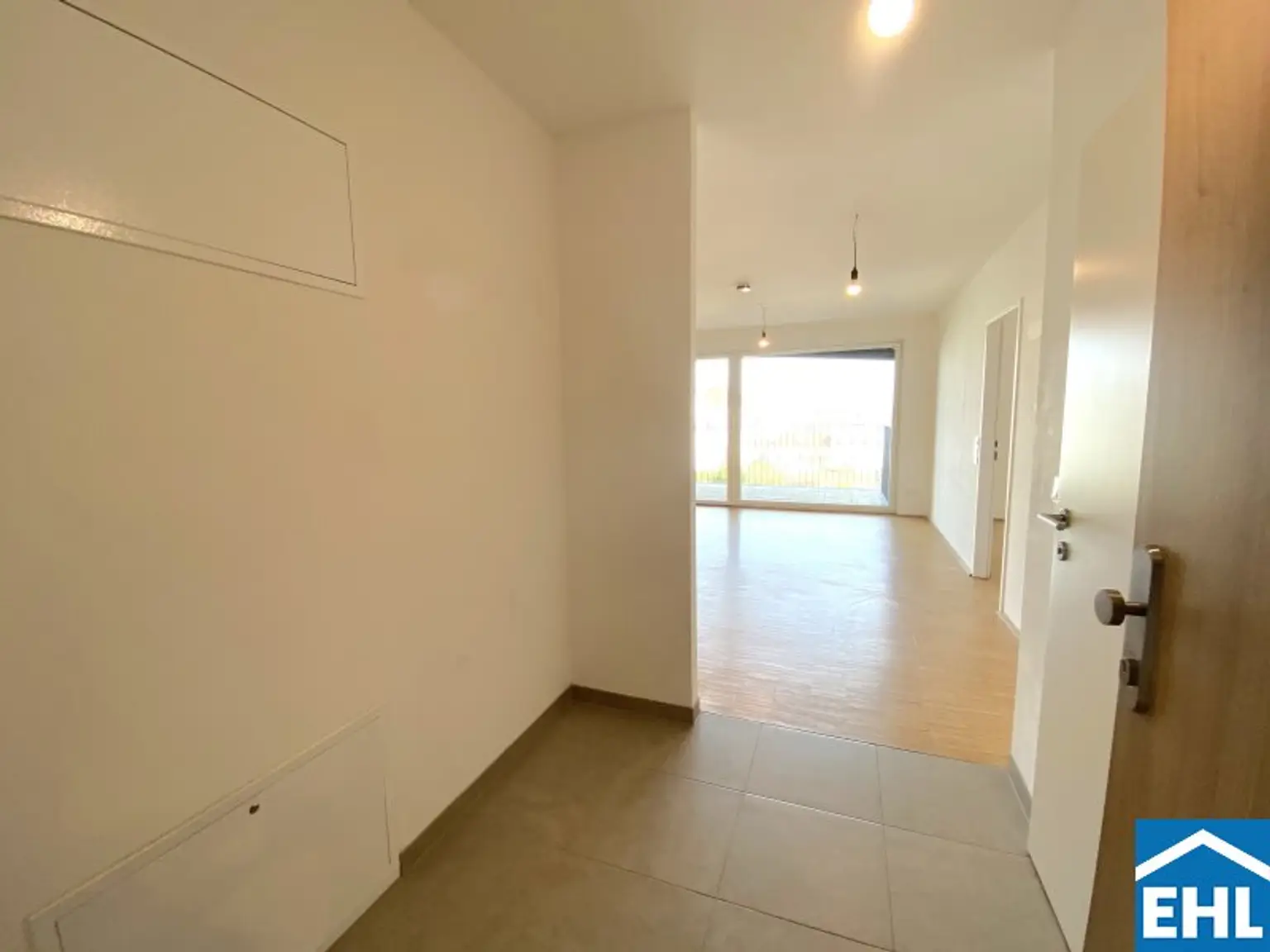 Moderne 2-Zimmer-Wohnung mit Balkon am Liesingbach