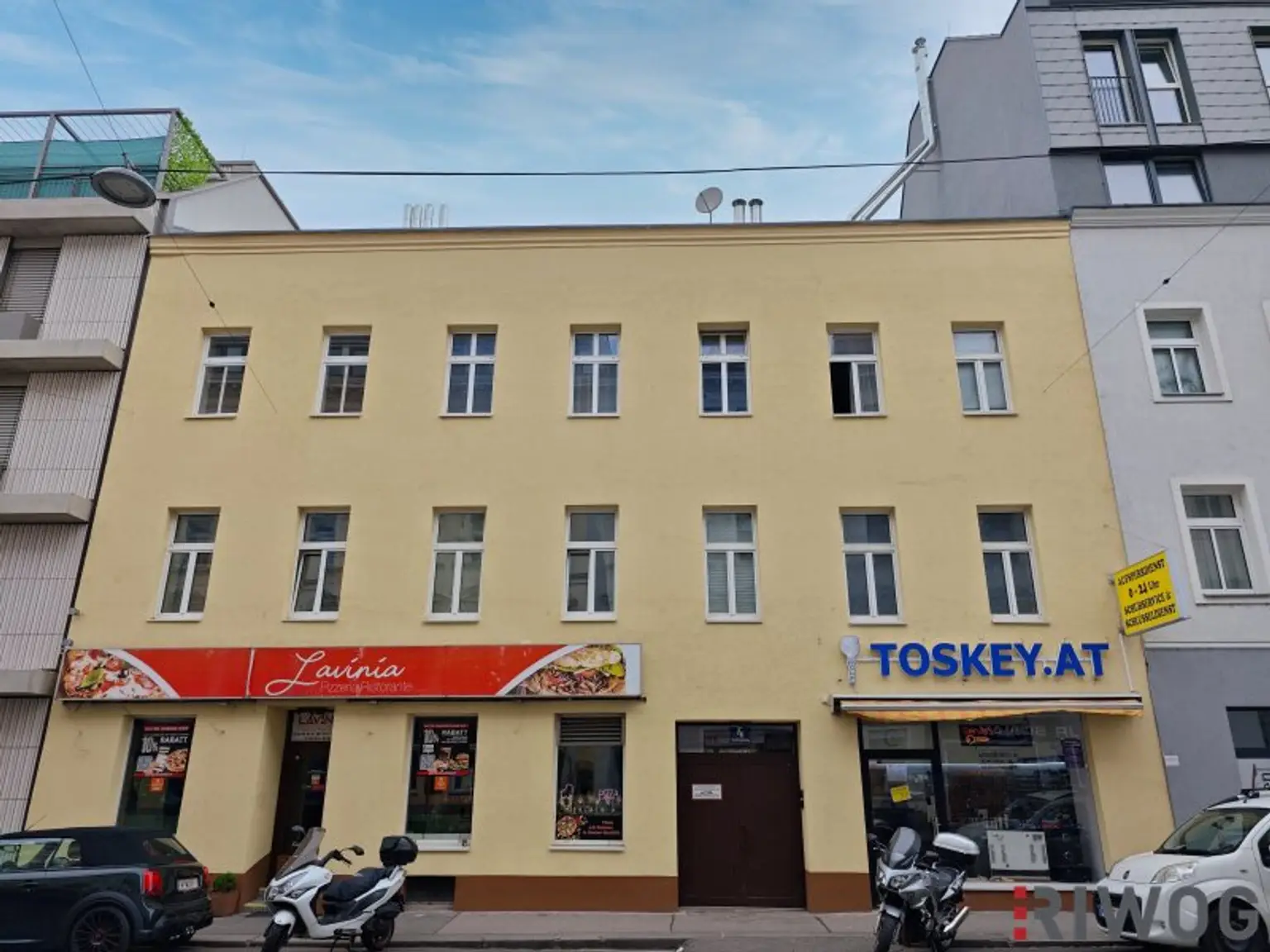 U-Bahn- und Marktnähe | 2-Zimmer-Altbauwohnung mit hofseitigem Schlafzimmer & Einbauküche | sofort bezugsbereit