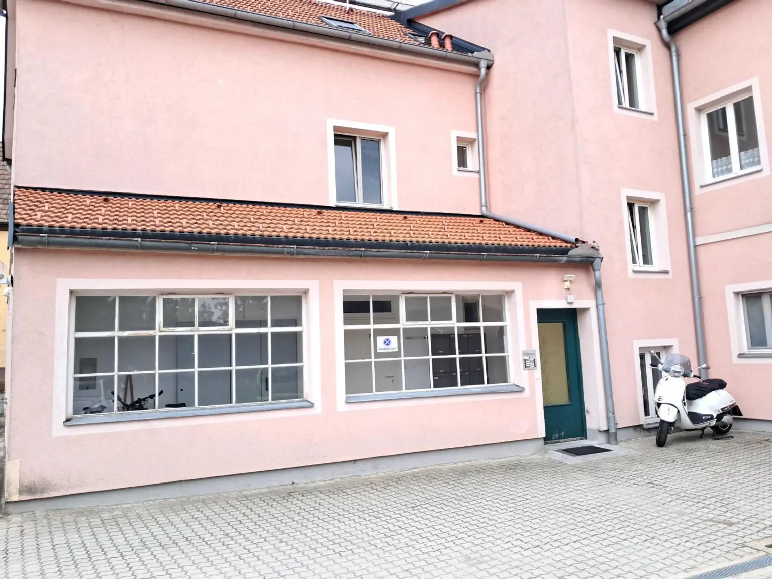 Hier wohnt der Anfang - renovierungsbedürftig mit Seele