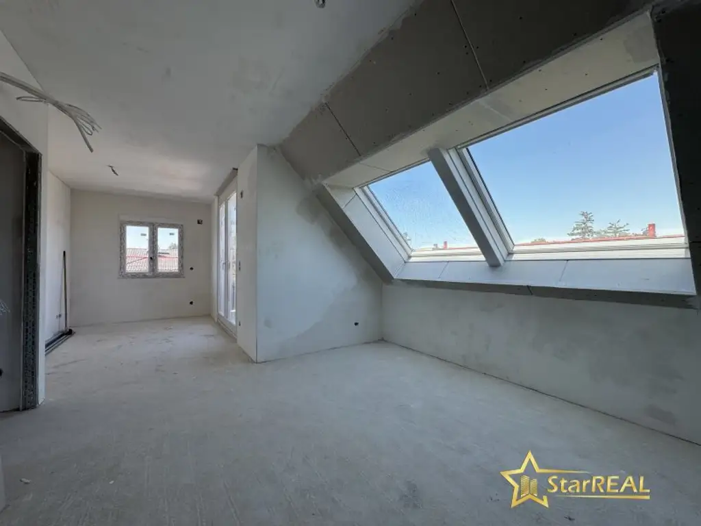 NOCH 1 EINZELHAUS (SCHLÜSSELFERTIG) FREI! 5 ZIMMER/ 3 BADEZIMMER/ 3 TOILETTEN. INKLUSIVE STELLPLATZ.