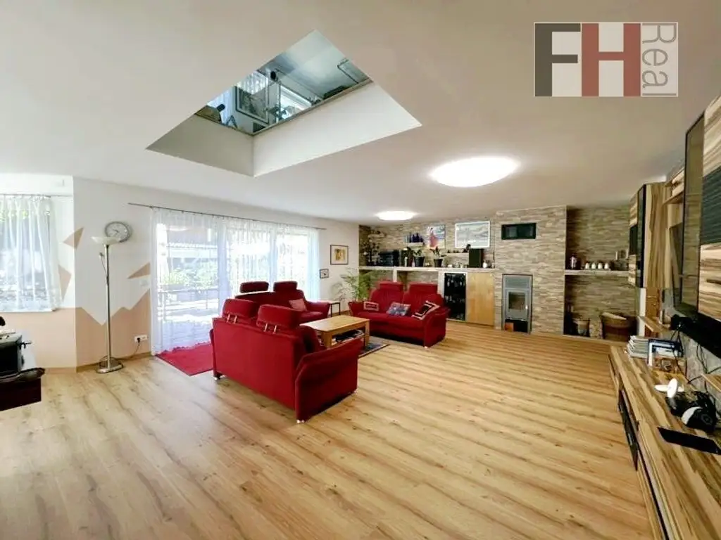 Exklusives Einfamilienhaus mit TOP-Ausstattung in guter Gablitzer Lage!