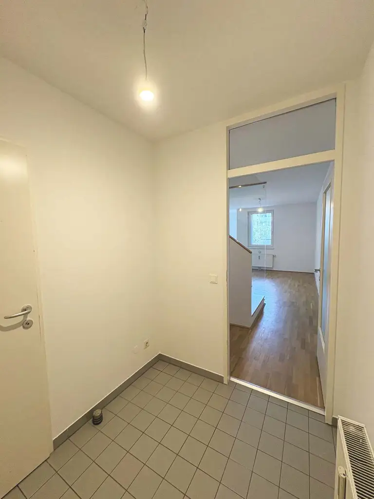 Geförderte Maisonettewohnung -
4 Zimmer mit Garten, Balkon und Loggia