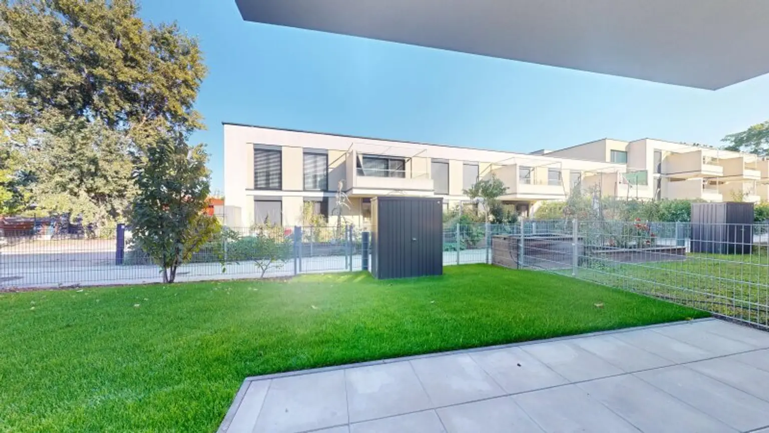 Gut aufgeteilte Familienwohnung mit Garten in absoluter Ruhelage! + Garagenstellplatz