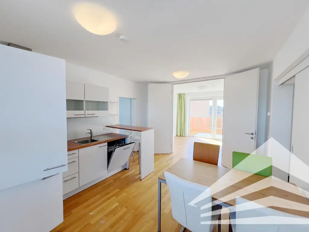 SQUADRO - teilmöblierte westseitige 3-Zimmer Wohnung mit Balkon in zentraler Lage!