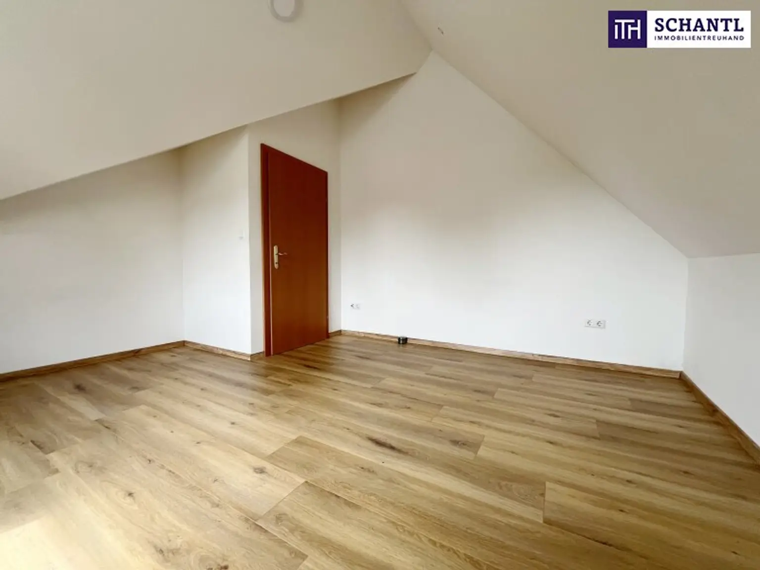 Maisonette-Highlight in Wildon mit viel Charme – toller abtrennbarer Garten und Carportstellplatz! Ab sofort verfügbar!