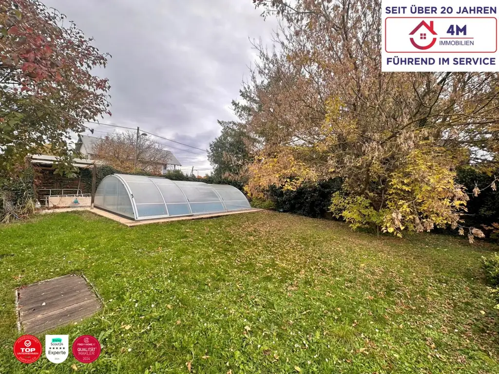 Holzhaus mit Charme & Pool – jetzt entdecken!