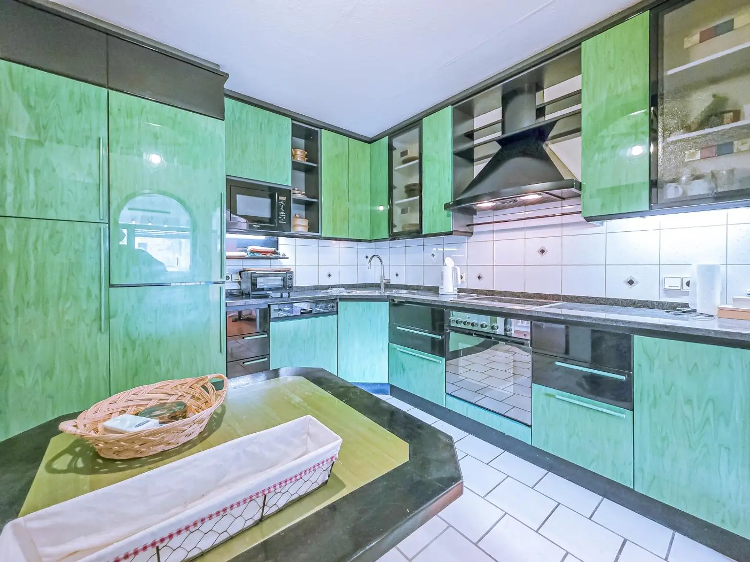 WG-taugliche, barrierefreie Wohnung mit Westterrasse und kleinem Garten in Mühlau!
