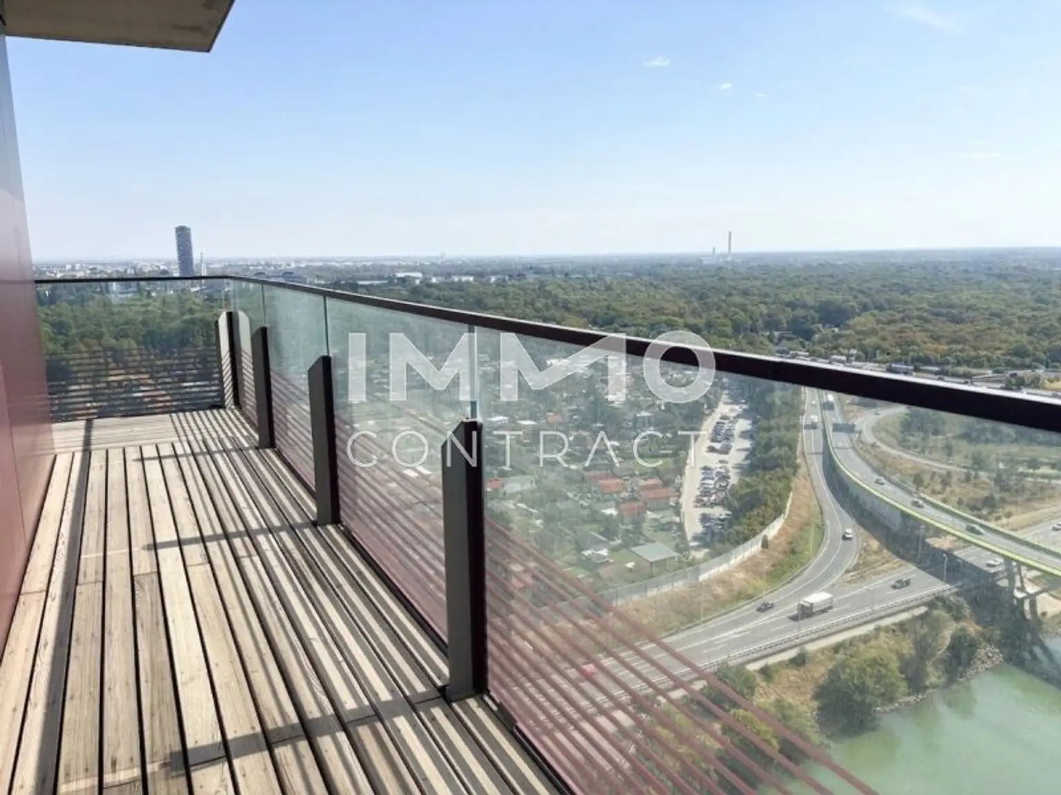 Balkon Richtung Prater & Sonnenaufgang