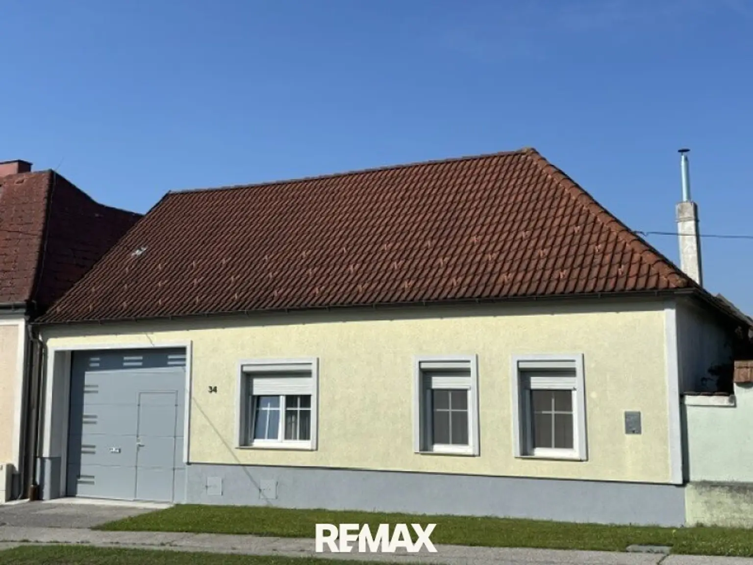 Top sanierter Langstreckhof mit großzügigen Nebengebäuden!