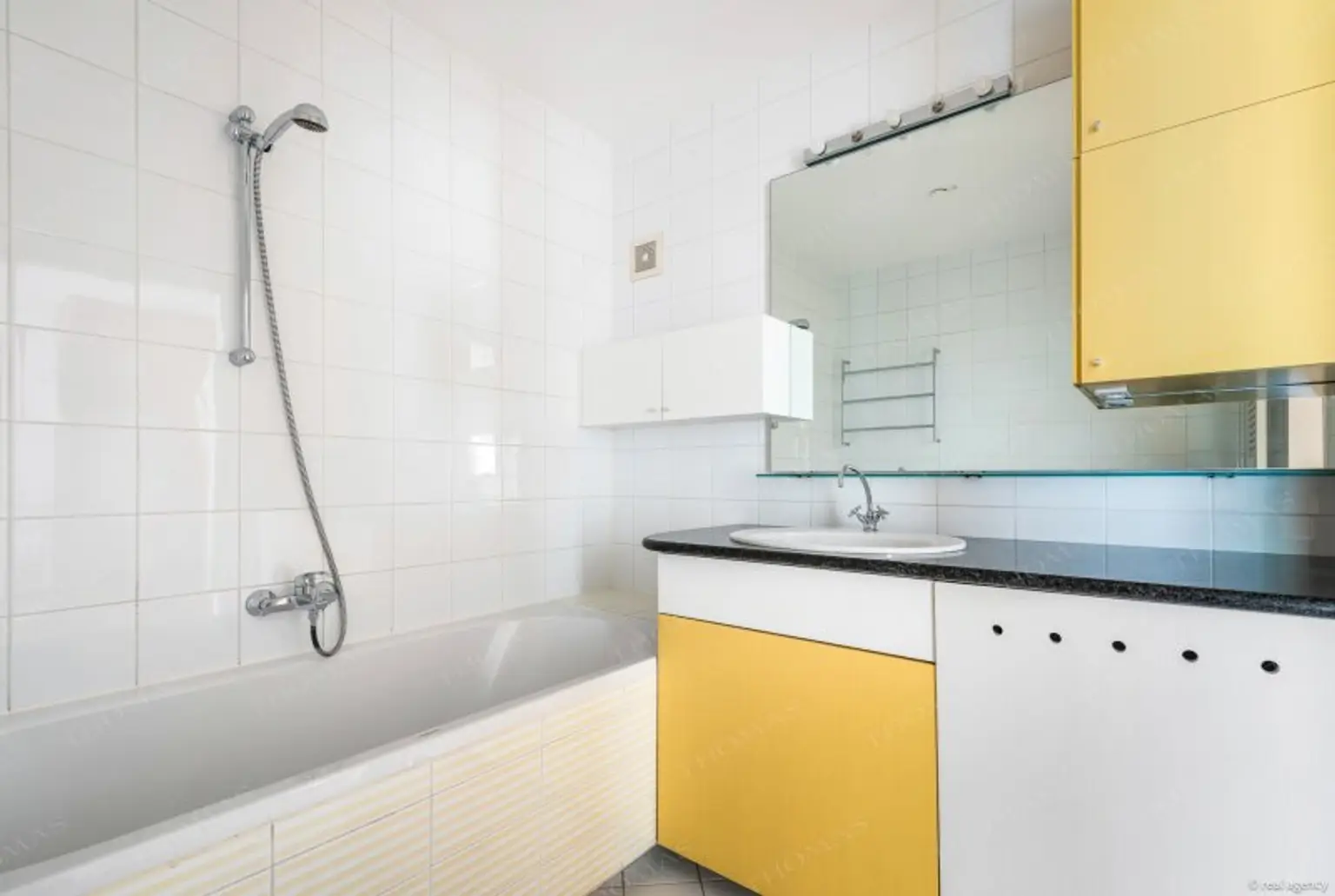 Lichtdurchflutete Maisonette mit Dachterrasse direkt am Währinger Park