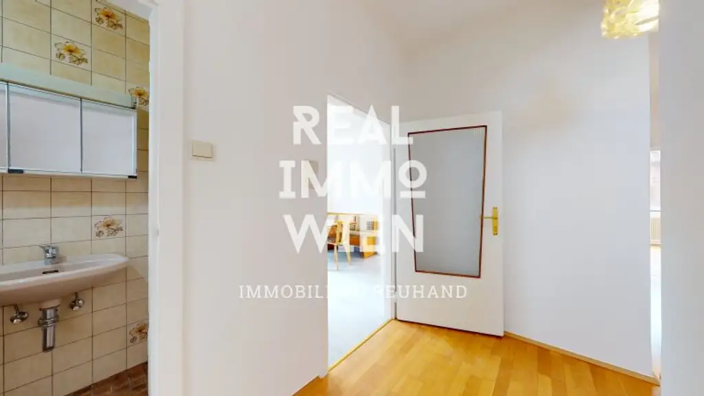 Sehr schönes Einfamilienhaus mit großen Garten im 23. Bezirk!!! 360° - 3D Besichtigung!!!