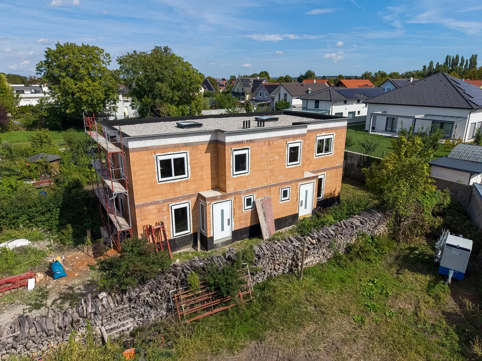 OPEN HOUSE DAY Freitag 25 September! – LEISTBARES - MODERNES EINFAMILIENHAUS MIT EIGENGARTEN – BELAGSFERTIG | LUFTWÄRMEPUMPE | 2 PARKPLÄTZE