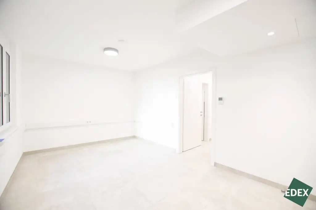 Top-Lage in Gersthof: Modernes 2-Zimmer-Büro mit Terrasse und Kühlung