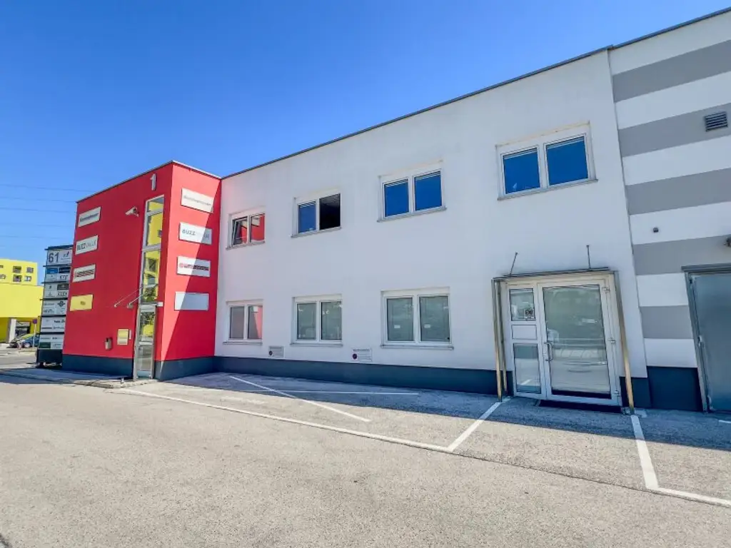 Büro- und Hallenkombination - U6-Station Perfektastraße