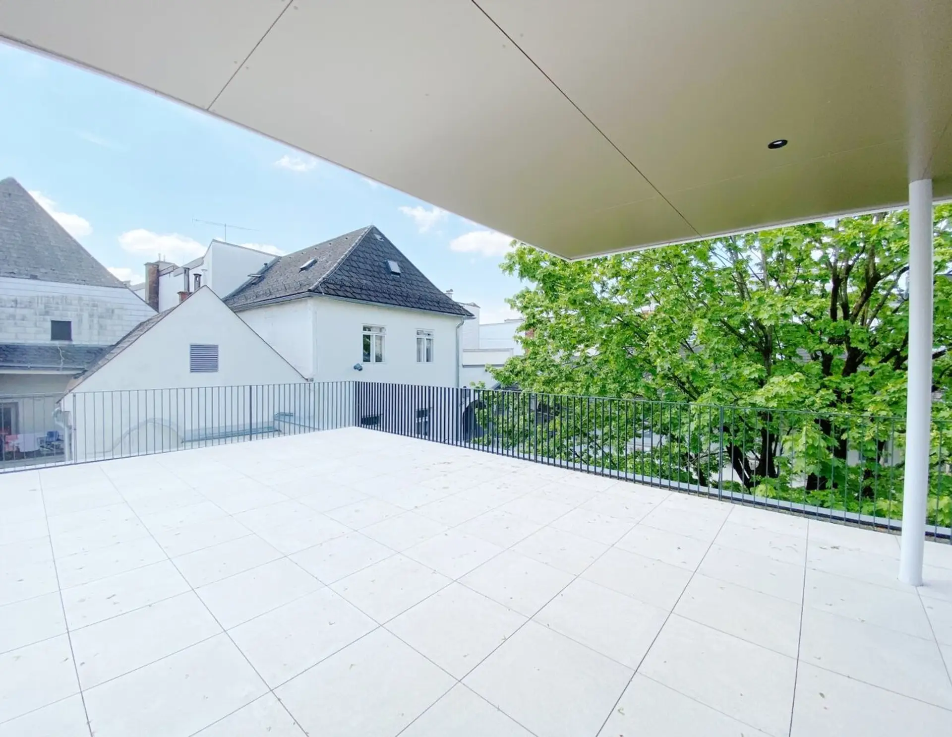 NEU - Sehr Exklusives Penthouse mit Sensationeller Terrasse Direkt im Zentrum