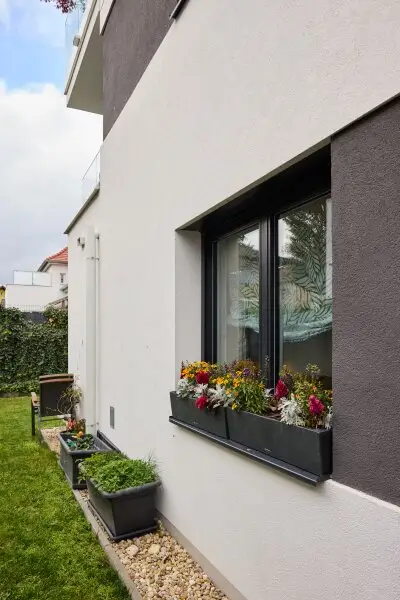 Sonnige 4 Zi Gartenwohnung in Ruhelage (S-Bahn Liesing Nähe) mit Garage