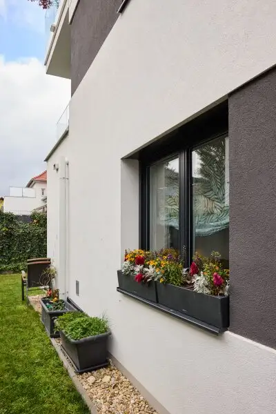 Sonnige 4 Zi Gartenwohnung in Ruhelage (S-Bahn Liesing Nähe) mit Garage
