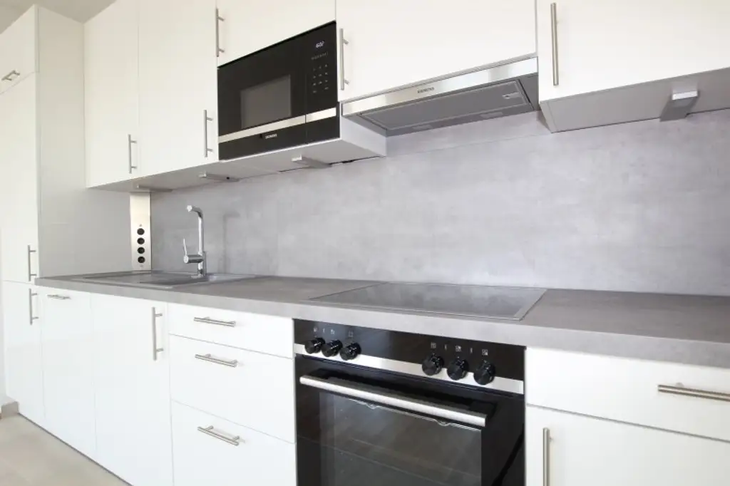 KÜHLUNG, EWE-KÜCHE, WALK-IN-DUSCHE, SCHÖNE TERRASSE, BAUJAHR 2021, GRÜNRUHELAGE KORNEUBURG ZENTRUM!!