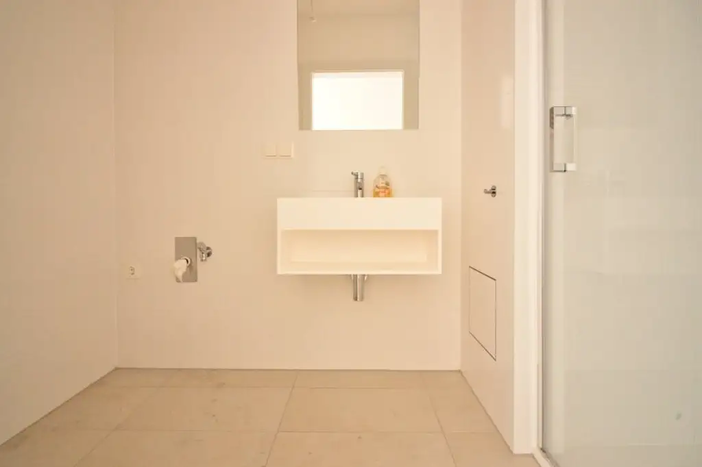 Wohnen trifft Arbeiten – 2,5-Zimmer-Wohnung mit Balkon & angrenzendem Büro mit separatem Zugang