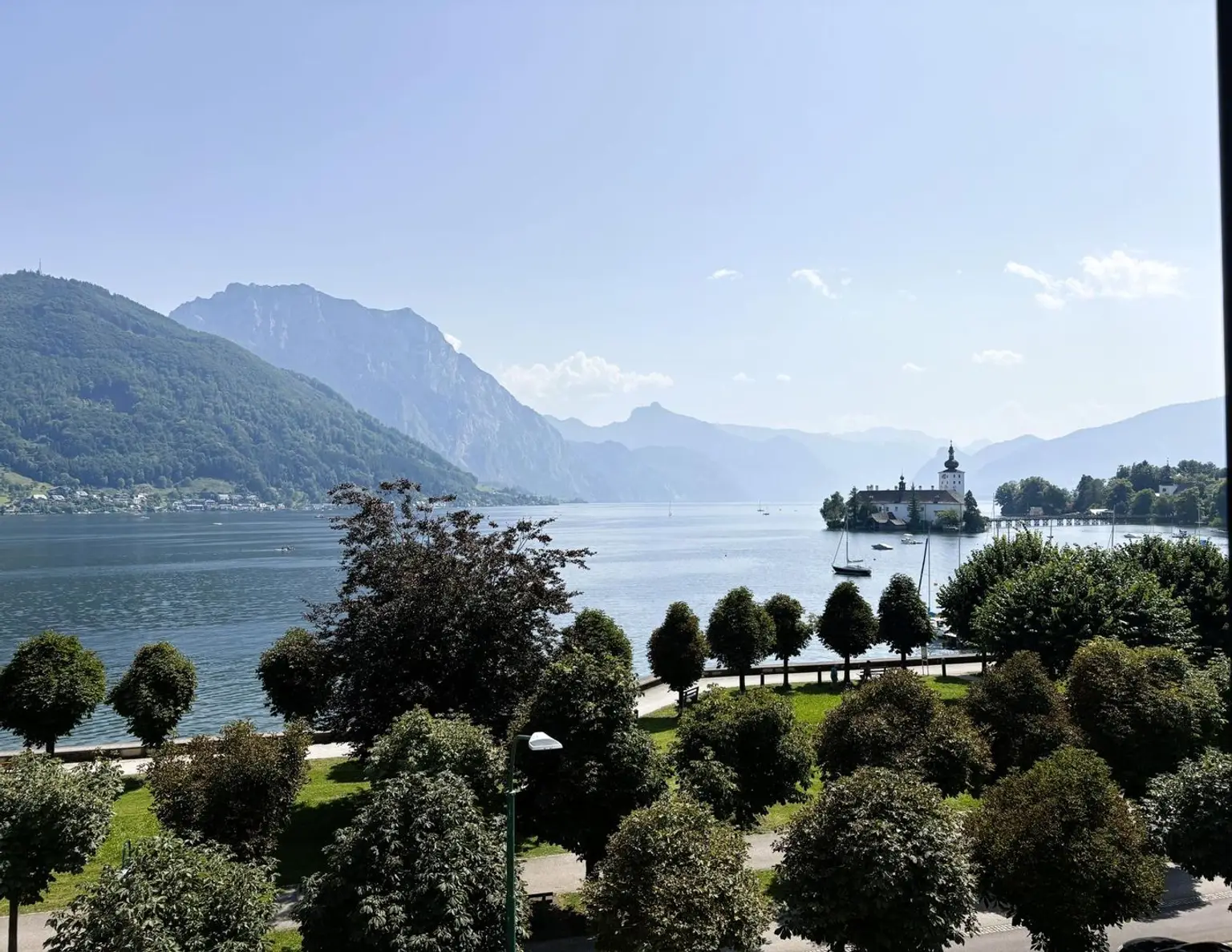 Gemütliche Dachgeschosswohnung an der Esplanade in Gmunden