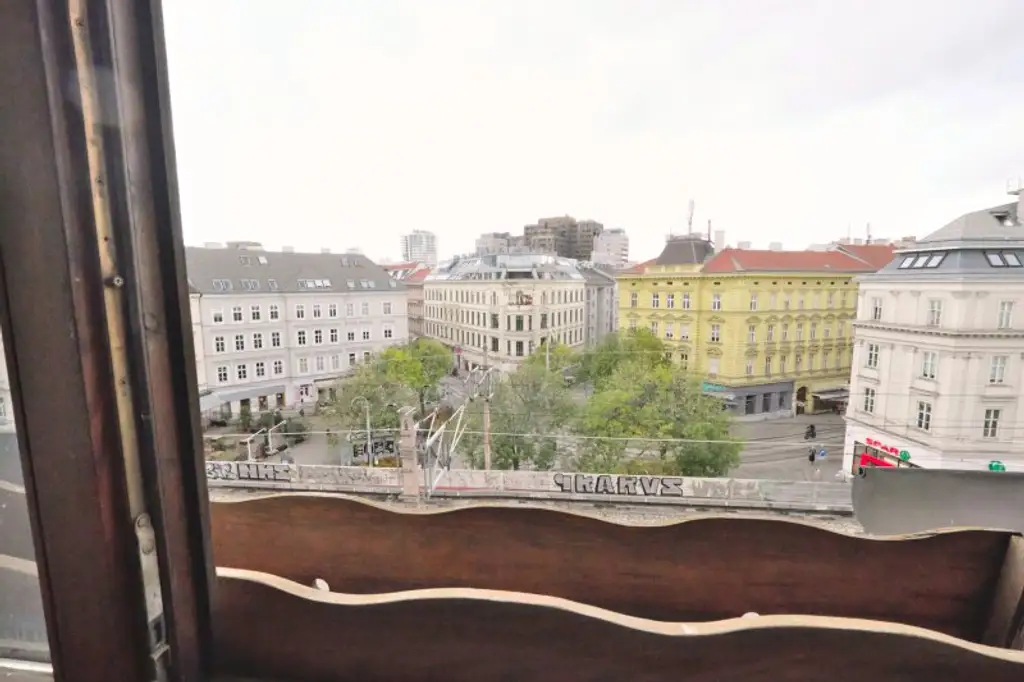 Nähe Innenstadt, Radetzkyplatz, UNBEFRISTETE Dachwohnung 3 Zimmer