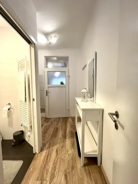 Koffer packen und einziehen!! Entzückende 2-Zimmer Wohnung in bester Lage!