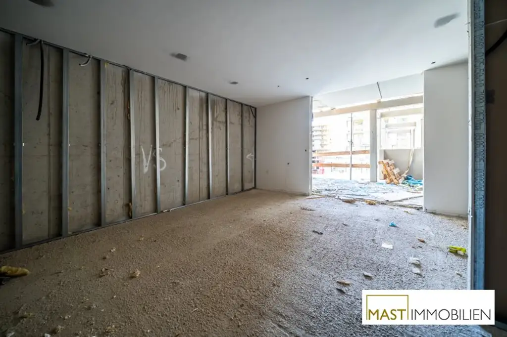 Ende 2026! Provisionsfrei - Großzügige 3 Zimmer Wohnung mit 15 qm Freifläche unweit der Alten Donau!