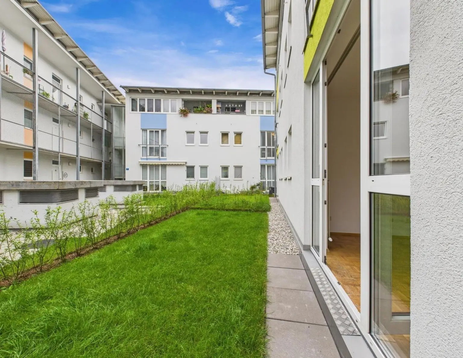 LINZ / URFAHR (PLESCHING): Perfekt aufgeteilte WOHNUNG mit ca. 44,4 m² Wohnfläche + Eigengarten ca. 28,7 m²