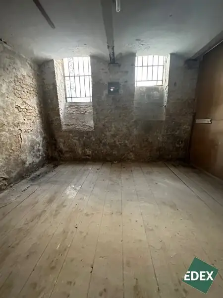 Freundliches Lager im 15. Wiener Gemeindebezirk