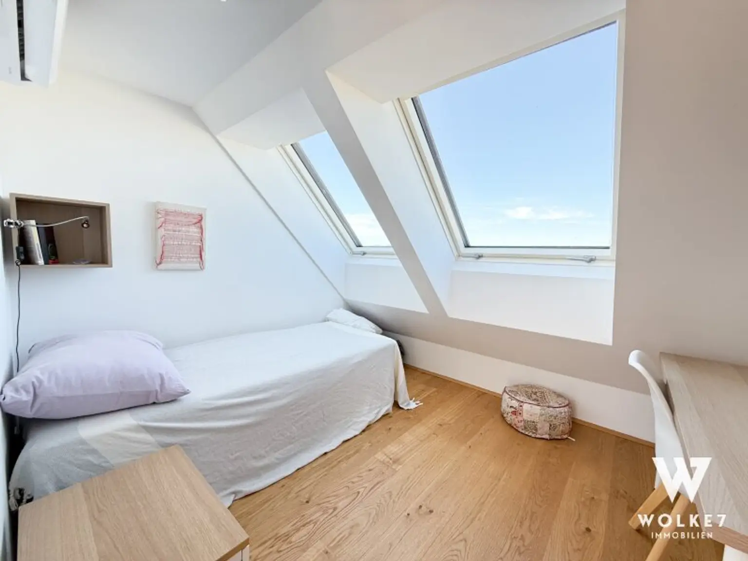 Exklusive Dachgeschosswohnung mit Klimaanlage, sonniger Terrasse & Balkon – Wohnen über den Dächern Wiens