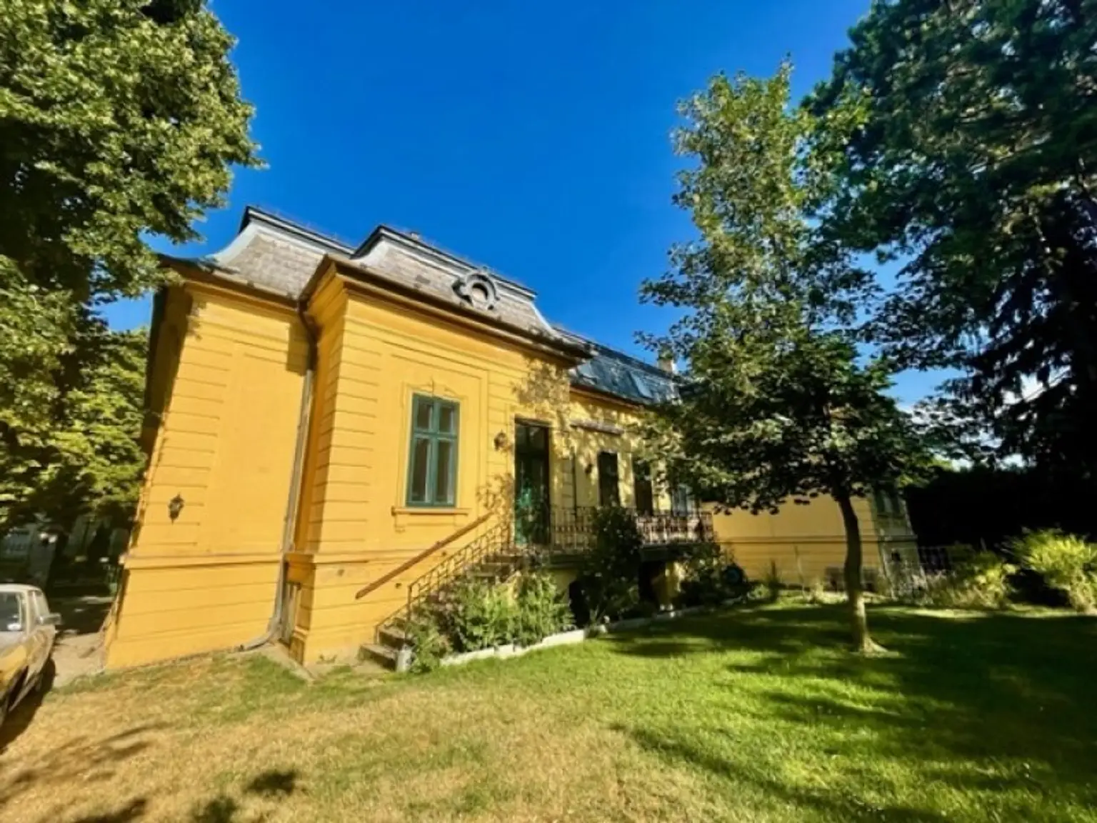 Majestätische VILLA mit 2 separaten WOHNEINHEITEN, Zusatz-Gebäude-ANLEGERWOHNUNG und herrlichen GARTEN-Grünruhe-OASE - absolutes Unikat - BADEN!