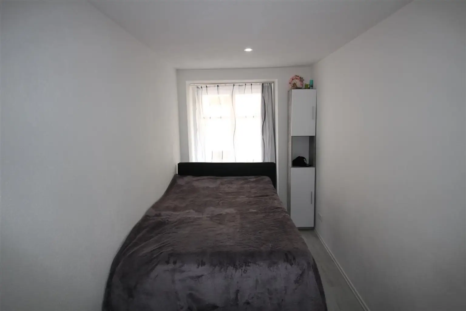 Stadthaus mit Geschäftslokal 2 Wohnungen & Dachterasse