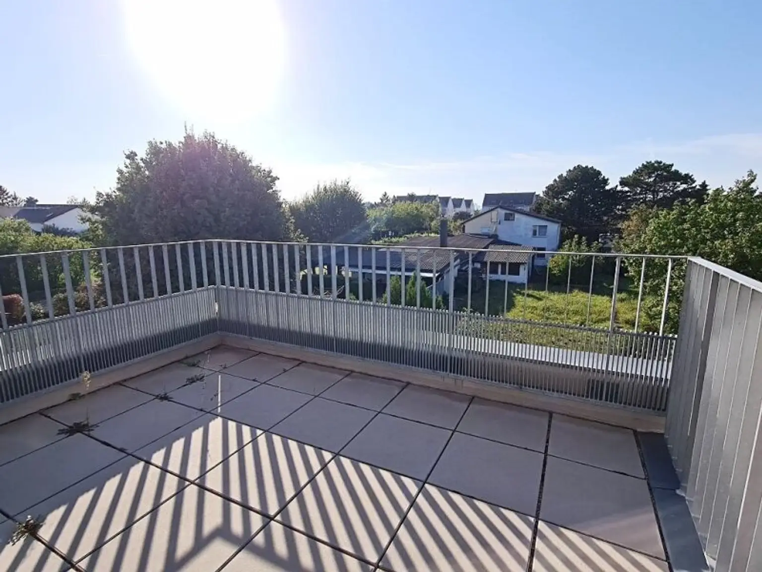 NEUBAU-RENDITEOBJEKT IM GRÜNEN, freier Mietzins, 10 Wohneinheiten mit Freiflächen, 5 Stellplätze, 748 m2 Grundstück, Aspern, U2-Nähe
