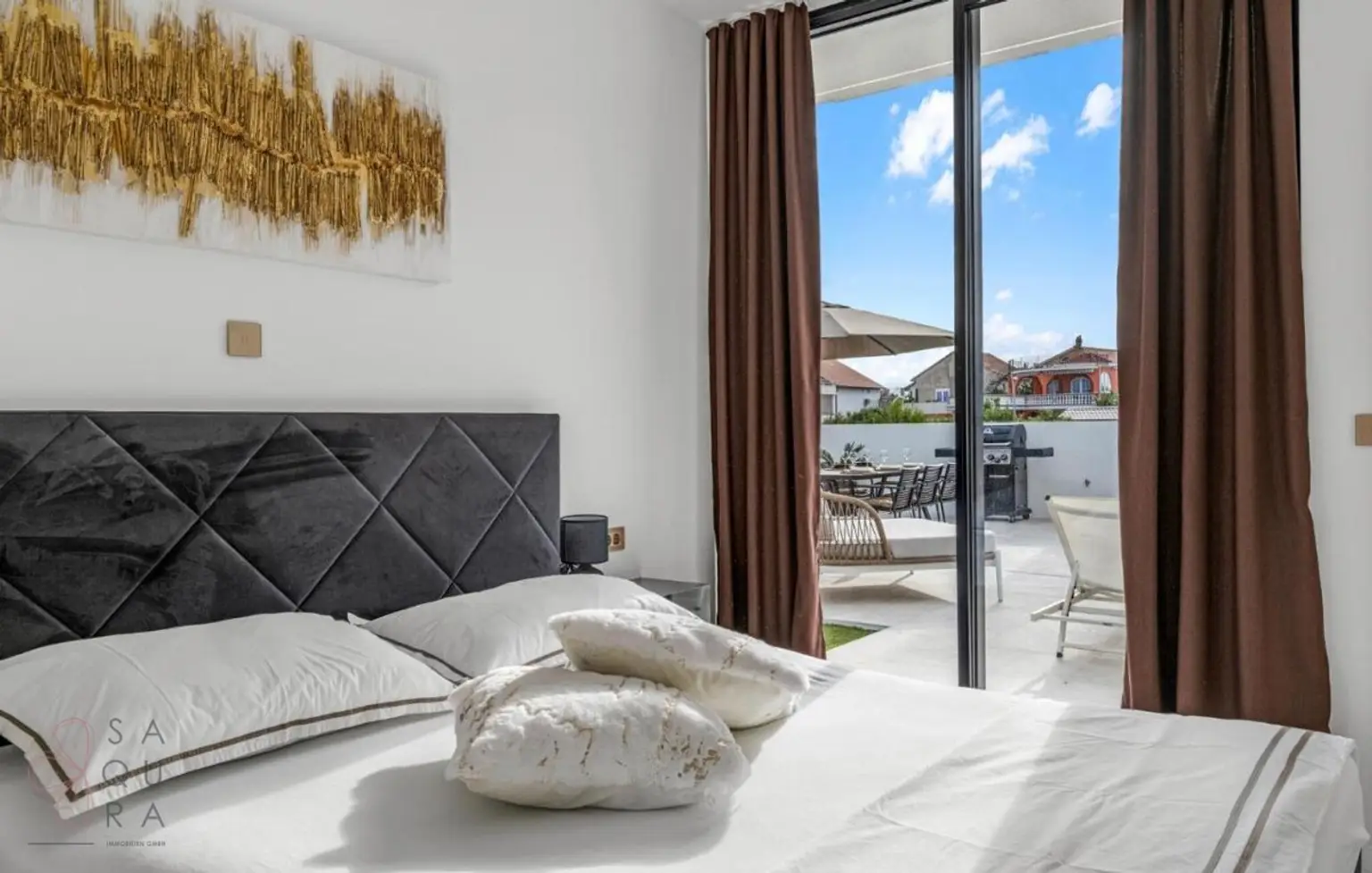 Elegante Villa in Tribunj – Mediterranes Leben mit Investitionswert