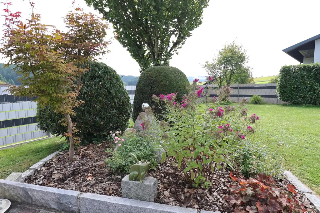 Gepflegtes Haus in ländlicher Lage