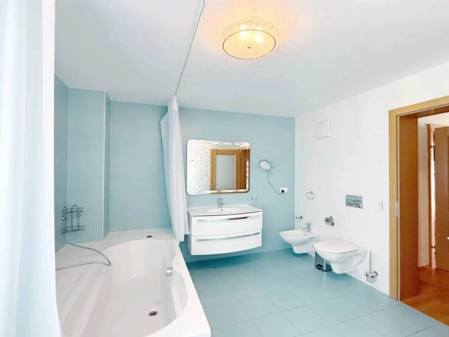 Move Right In: Fully Furnished Family Home in Weidling – 360 m²