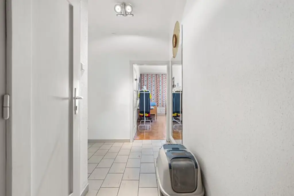 Verkauf mit Wohnrecht/ Investchance/ 3 Zimmer+Loggia in 1030 Wien