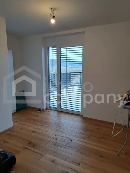 Exklusives Penthouse mit 3 Terrassen und 2 Stellplätzen in Wildon - Luxuriöses Wohnen im Grünen für 349.000,00 €!