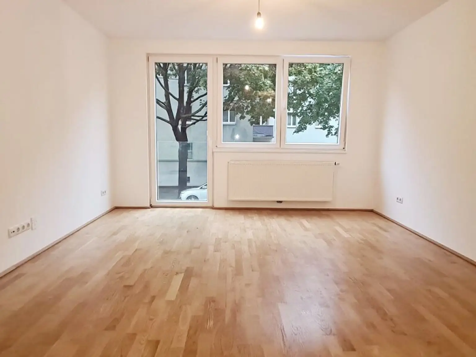 LORYSTRASSE, U3-Nähe, 61 m2 Neubau mit 80 m2 Terrasse, Wohnküche, 1 Zimmer, Duschbad, Parketten, 1. Liftstock
