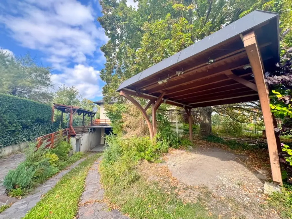 🏡 Großzügiges Einfamilienhaus mit Werkstattkeller, Garage & Terrasse in Stockerau mit Ausbaupotenzial!