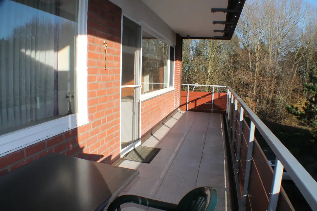 Einziehen und genießen! Sonnige 3 Zimmer-Wohnung mit Balkon in Maschen