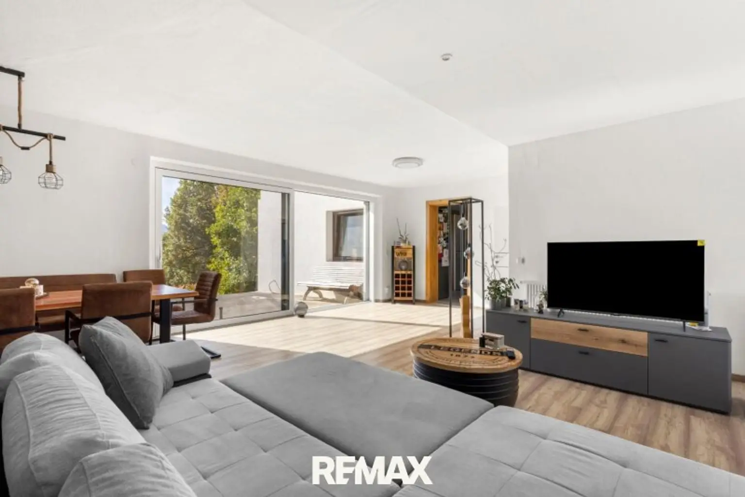 Wohn-Essbereich Privatwohnung