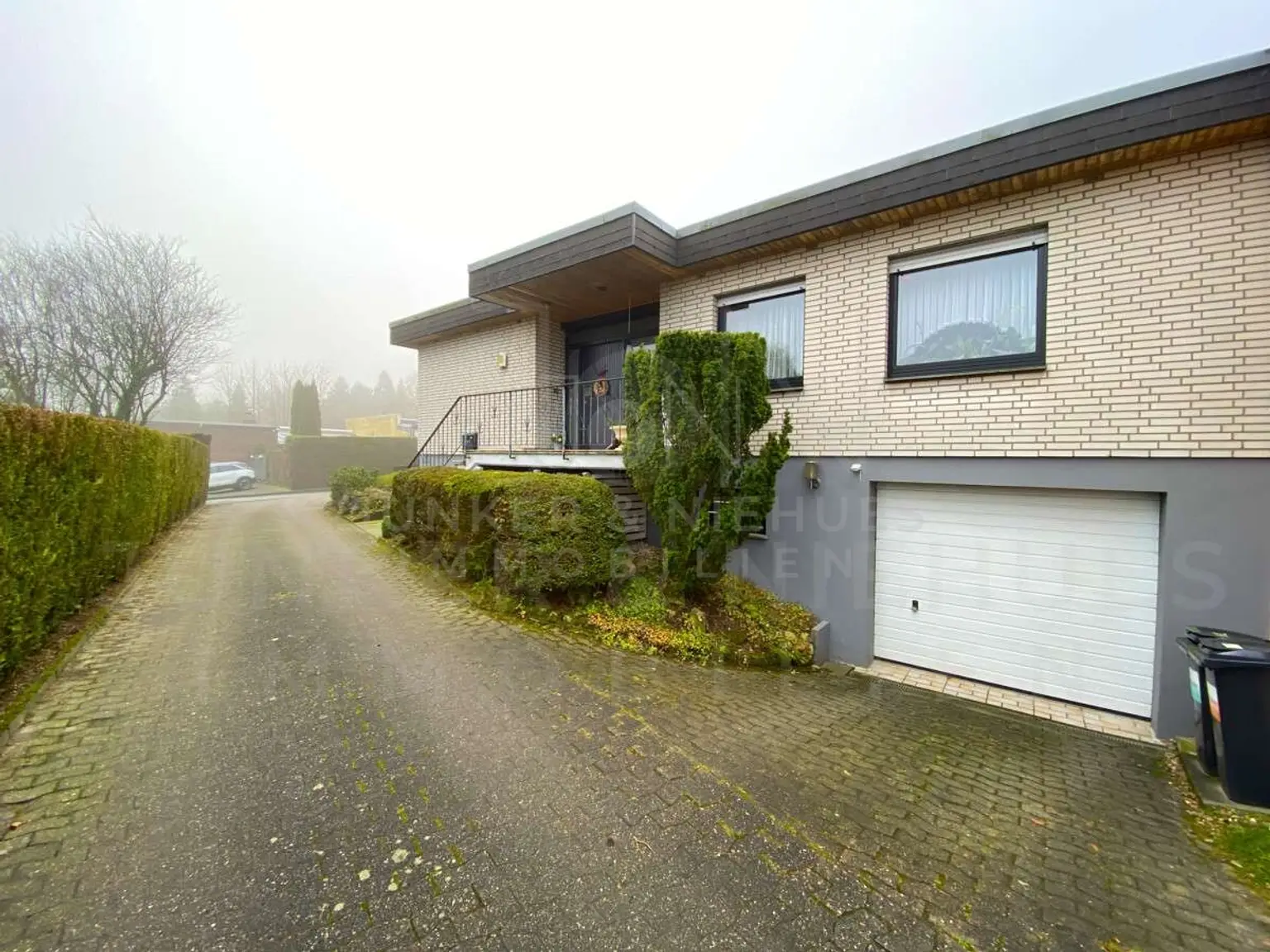 Garageneinfahrt