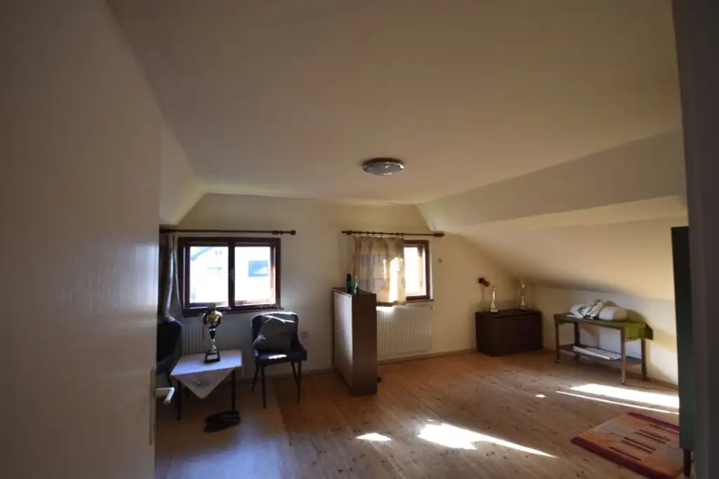 "AIGEN - Sanierungsbedürftiger Altbestand mit Potenzial"