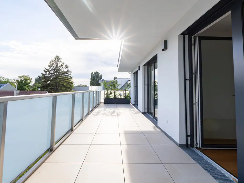 Vielzimmerwohnung für vielseitige Individualisten. 151 m², 5 Zimmer, 2 Terrassen und ganz viel Platz
