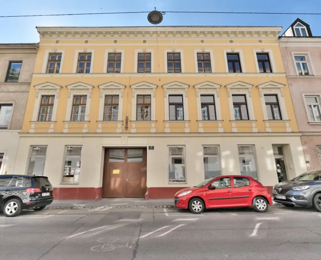 Drei UNBEFRISTETE 2 Zimmer-Wohnungen mit KFZ-Stellplatz im Haus