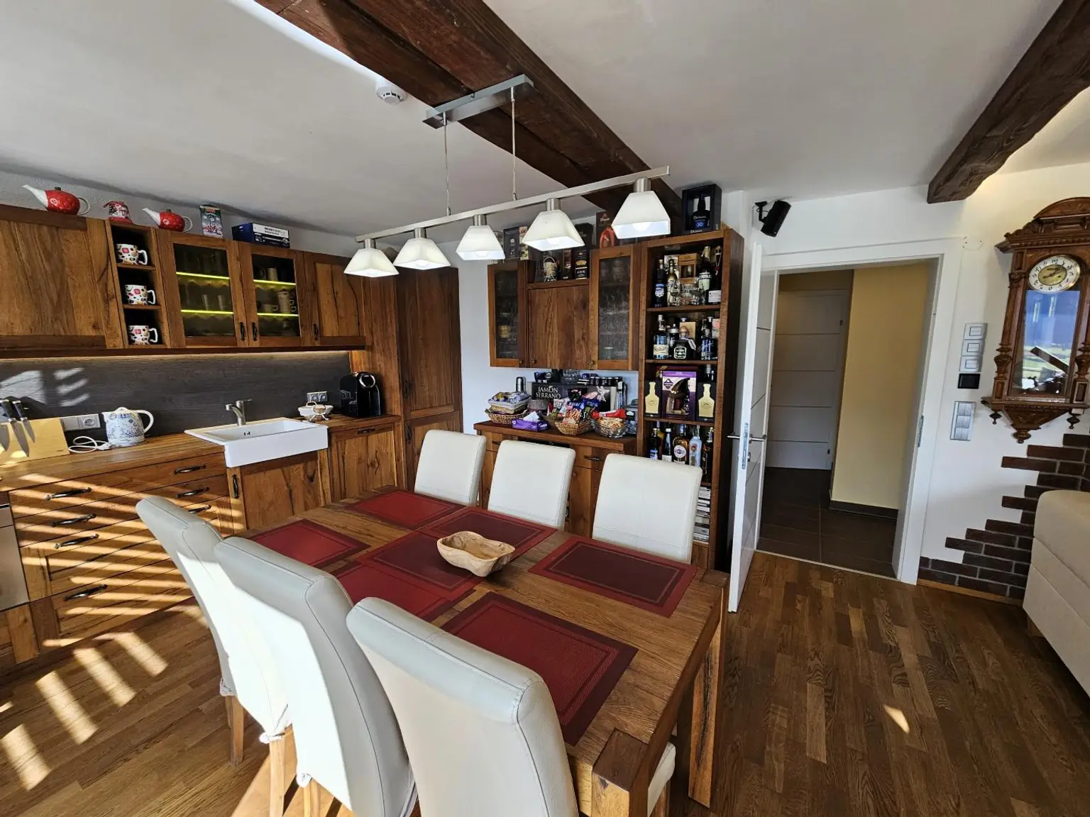 Panorama-Wohnung in Piesendorf – vollmöbliert & ideal zur touristischen Vermietung