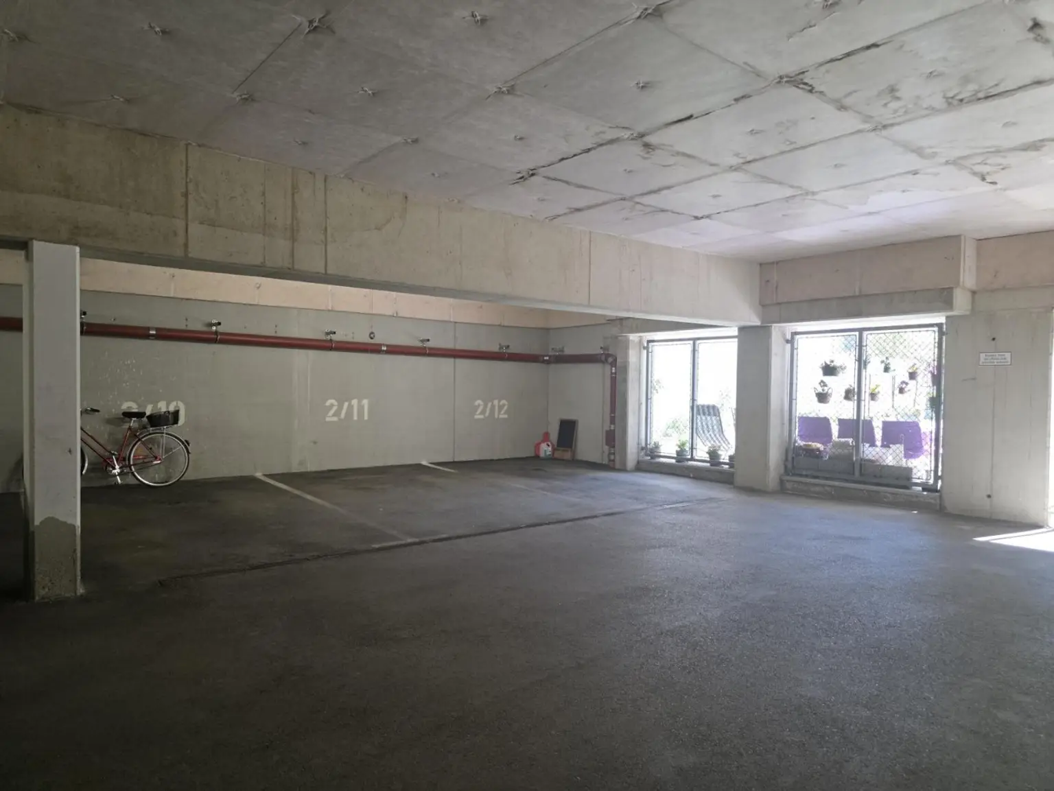 15 ETW 2000 Garage